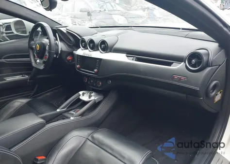 2016 Ferrari Ff z USA, uszkodzony, nr VIN ZFF73SKA0G0216109